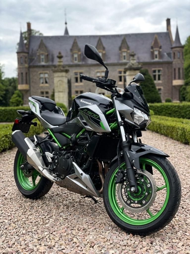 Kawasaki Z500 SE - 2025 - 3000km, Motoren, Particulier, Naked bike