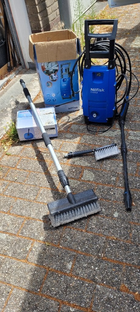 Hoge drukspijt met toe behoren, Ophalen, Zo goed als nieuw, Elektrisch, Nilfisk