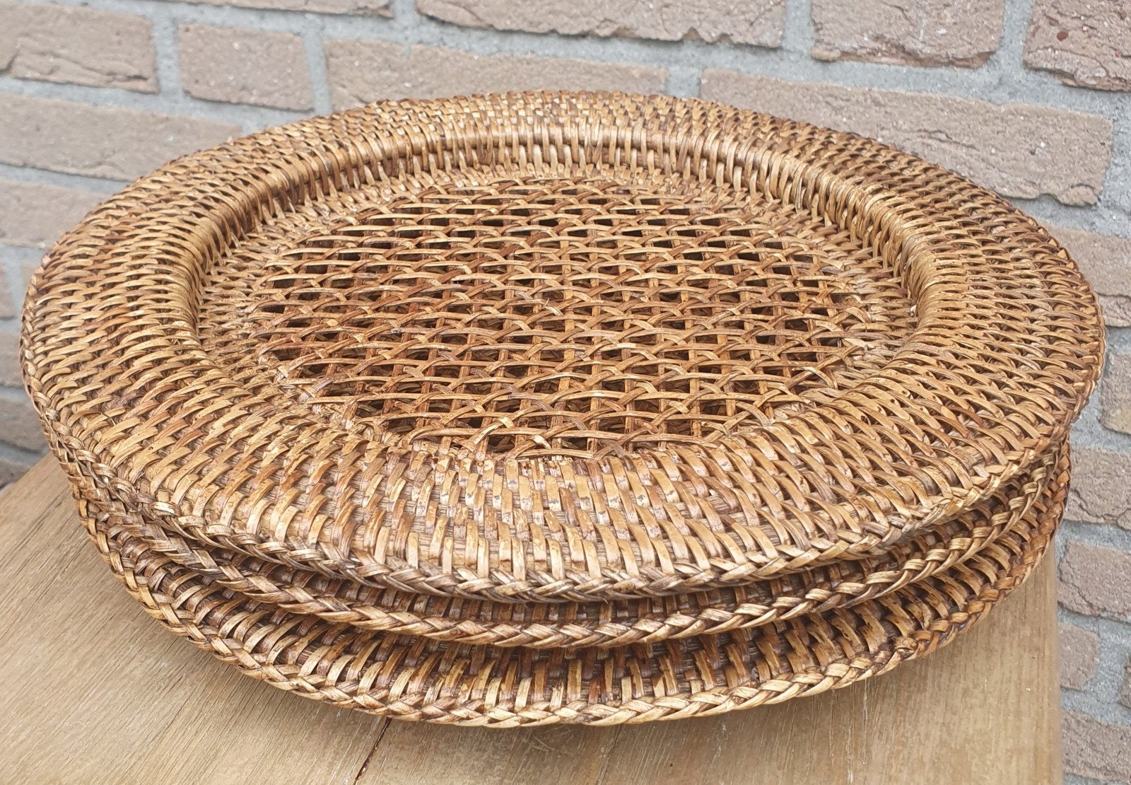 Drie rotan Birma rieten rattan onderborden, Ophalen of Verzenden, Zo goed als nieuw, Overige materialen, Bord(en)