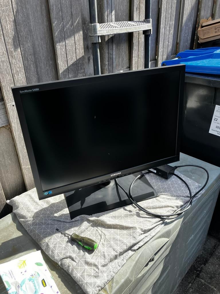 Samsung  monitor computerscherm 24inch, Computers en Software, Monitoren, Ophalen of Verzenden, Zo goed als nieuw, Full HD, 60 Hz of minder