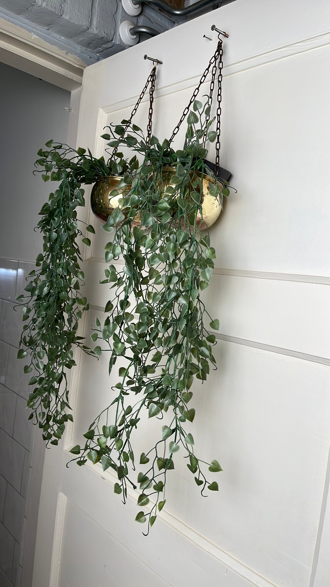 Set van 2 Vintage Messing Hangpotten met Kettingen, Ophalen