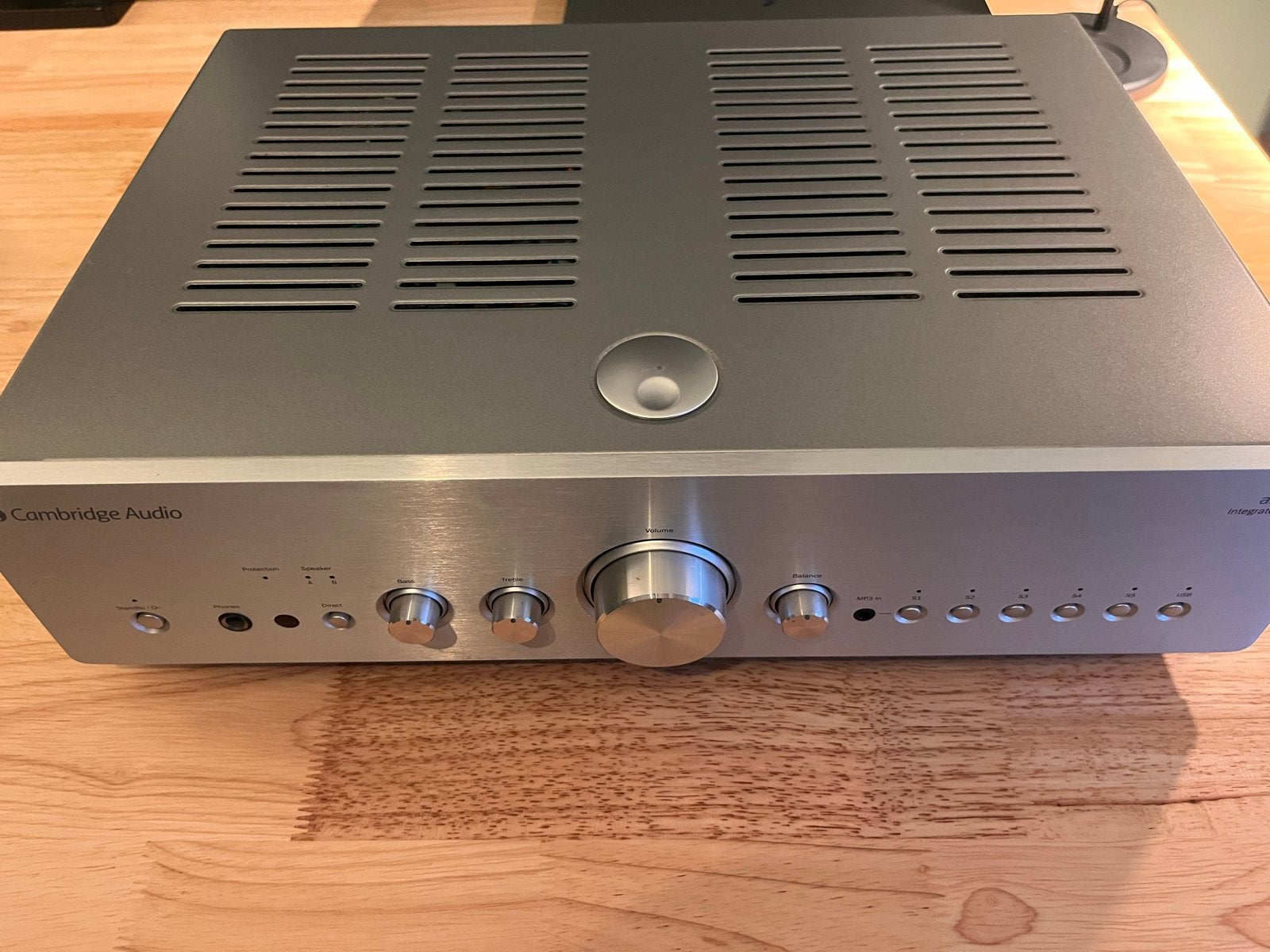 Cambridge Audio Azur 651A Geïntegreerde Versterker, Zo goed als nieuw, 60 tot 120 watt, Stereo, Ophalen