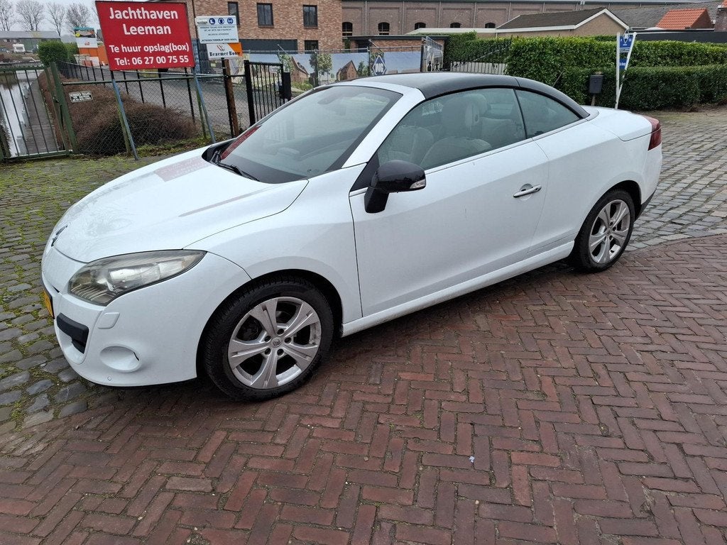 Renault Mégane Coupé-Cabriolet 1.4 TCE Dynamique, Voorwielaandrijving, Euro 5, Gebruikt, 4 cilinders