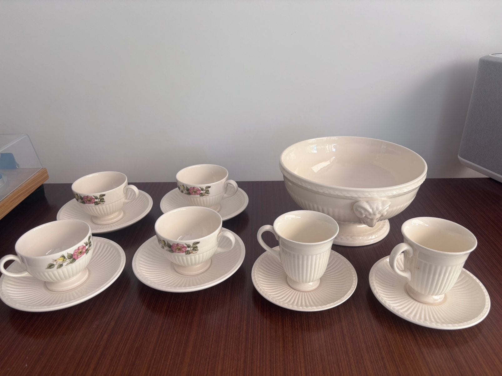 Wedgwood kop schotel schaal Briar Rose / Edme, Verzenden, Klassiek, Zo goed als nieuw, Kop(pen) en/of Schotel(s)