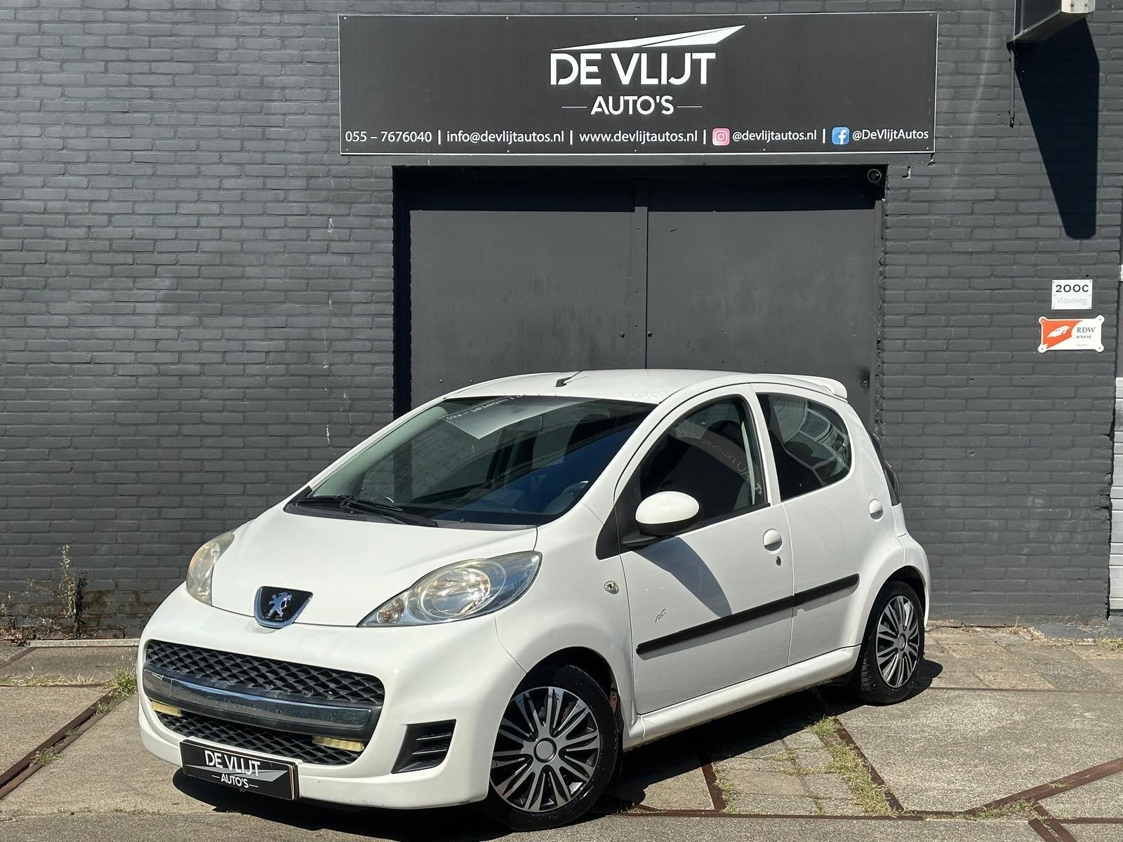 Peugeot 107 1.0-12V XS 5-Drs | Carplay | Airco | cv | isofix, Voorwielaandrijving, Euro 5, Stof, Gebruikt