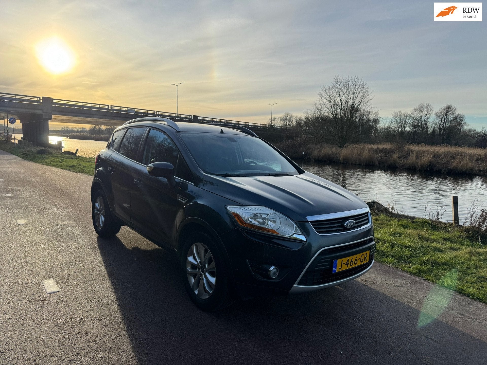 Ford Kuga 2.5 20V Trend |Automaat|Luxe|, Automaat, Gebruikt, Elektrische ramen, Leder en Stof