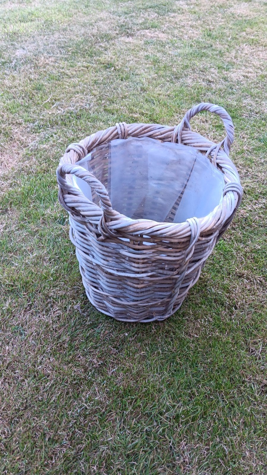 Grote rieten bloempot met handvatten, Overige materialen, Gebruikt, 40 cm of meer, Rond