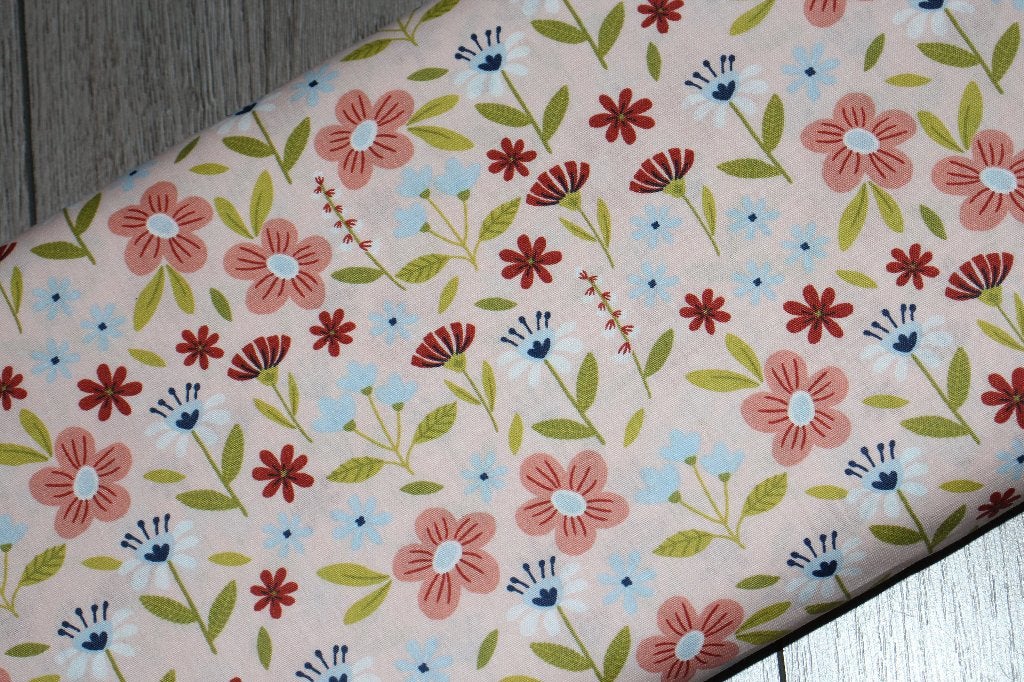100% poplin katoen stof - licht roze bloemen design #3682, 120 cm of meer, Ophalen of Verzenden, Katoen, Roze