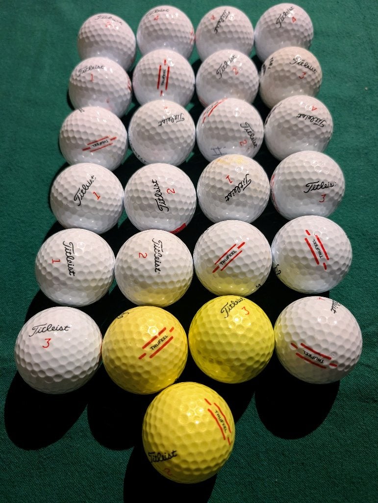 25 Stuks Titleist TruFeel Golfballen, Sport en Fitness, Ophalen of Verzenden, Zo goed als nieuw, Bal(len), Overige merken