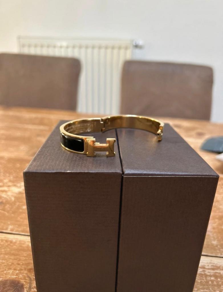Hermès Armband - Zwart met Goudkleurige H, Ophalen of Verzenden, Zo goed als nieuw