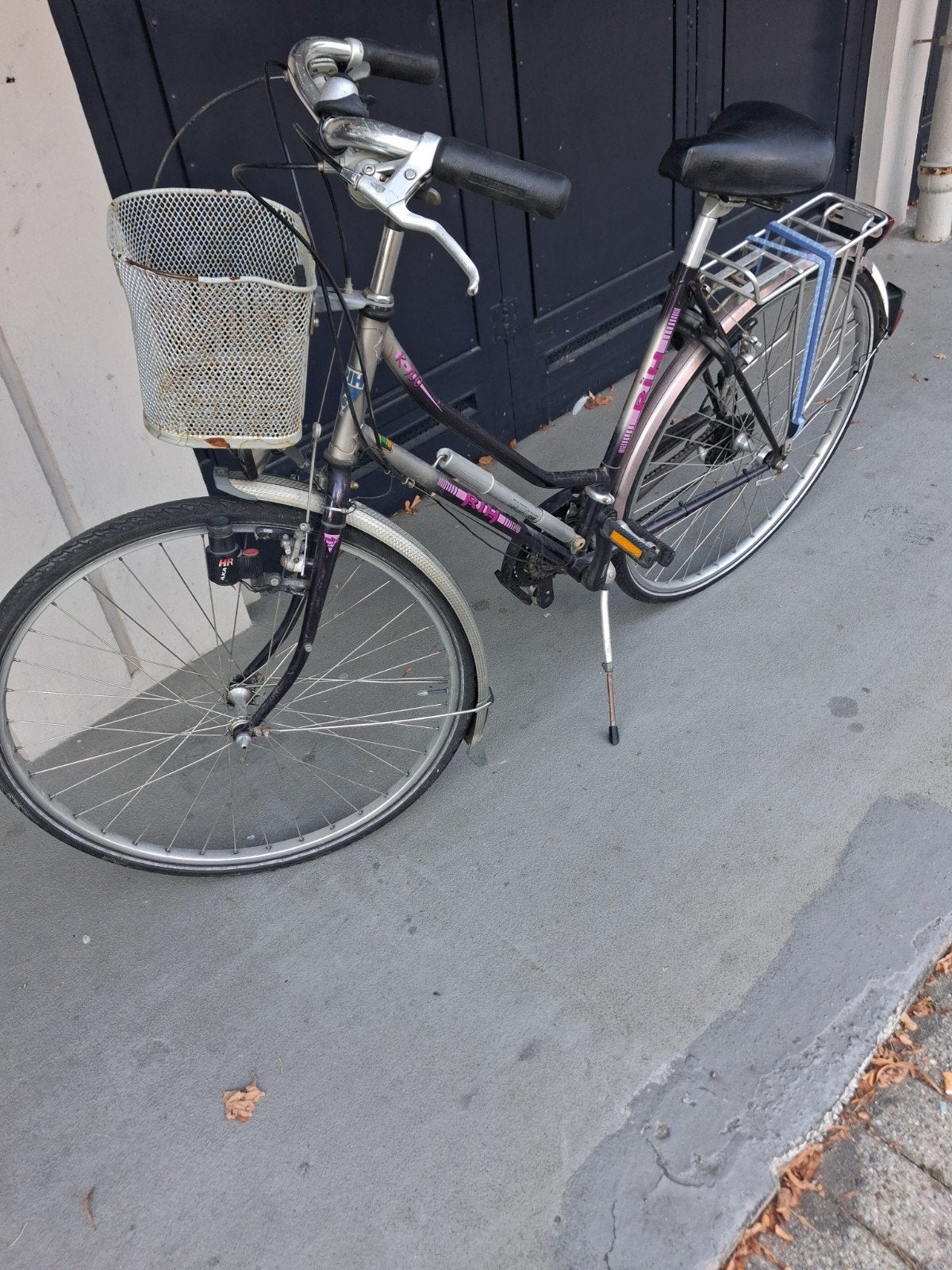 Rih Damesfiets met mandje en bagagedrager, Fietsen en Brommers, Velgrem, Versnellingen, Ophalen, Overige merken