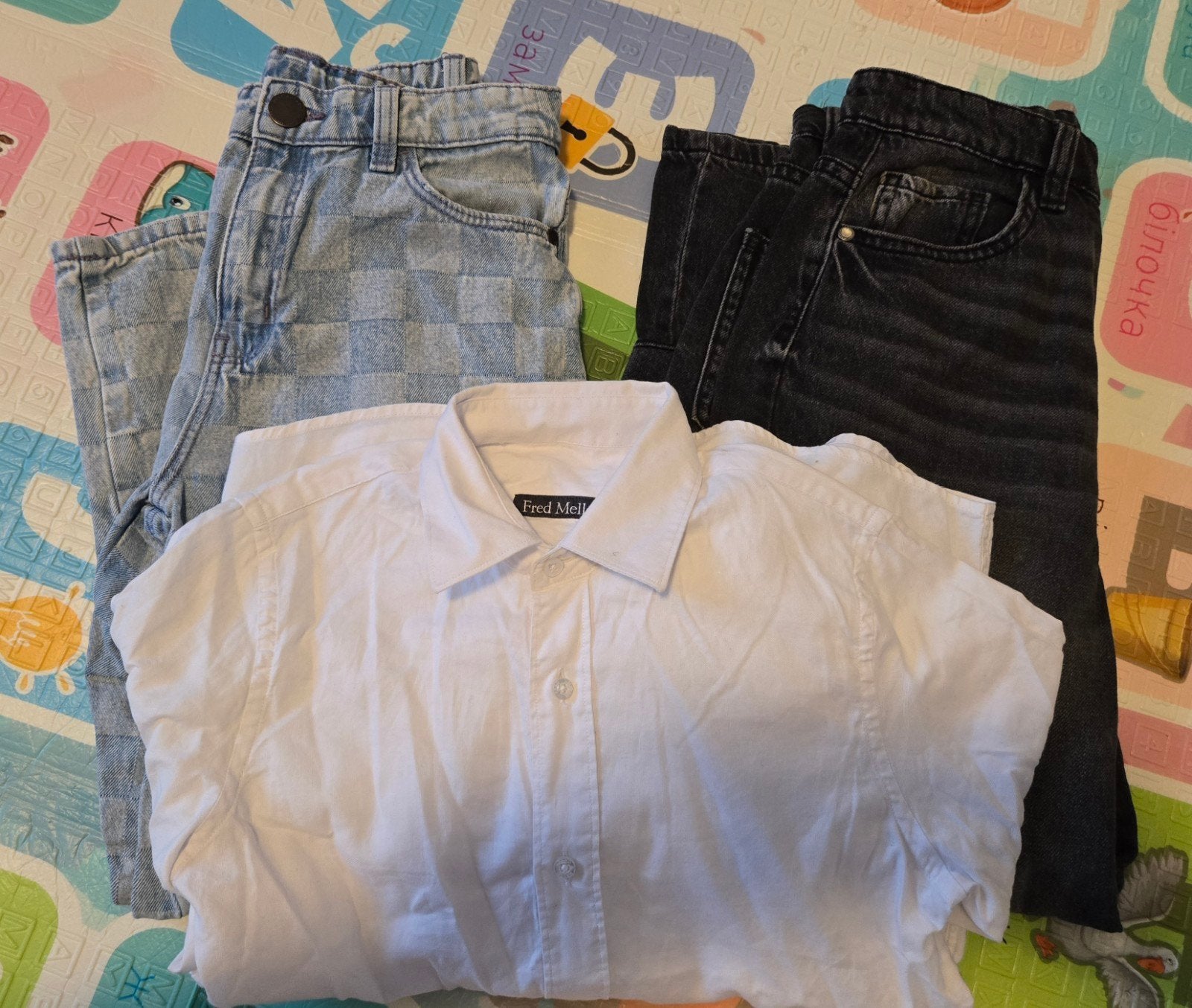 Next Jeans (maat 146) + Gratis Fred Mello Shirt, Verzenden, Jongen of Meisje, Zo goed als nieuw, Setje