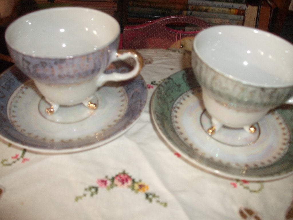 2x Vintage porselein kop en schotels blauw + groen 1koop, Ophalen, Vintage, Zo goed als nieuw, Kop(pen) en/of Schotel(s)