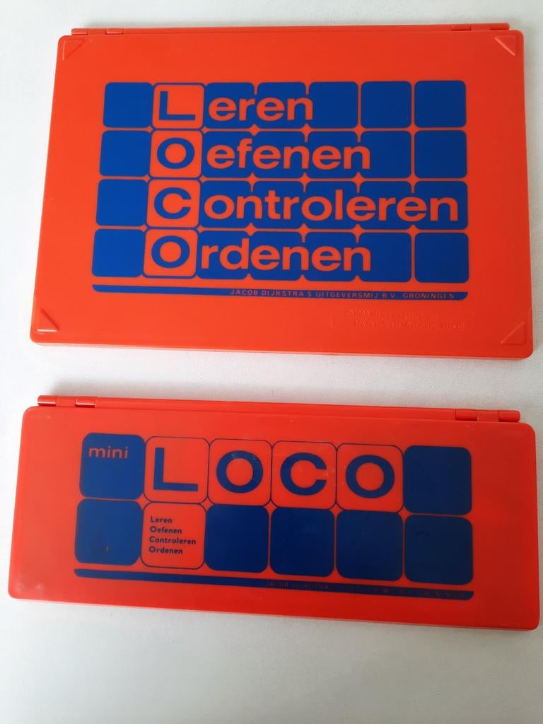 Mini Loco met 3 dozen en diverse boekjes, Ophalen of Verzenden, Gebruikt, Taal en Lezen