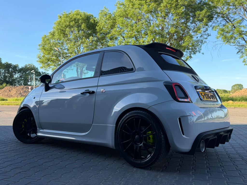 Abarth 500 595 Cabrio 250PK Revisie Distributie Bilstein, Voorwielaandrijving, 15 km/l, 40 €/maand, 4 cilinders
