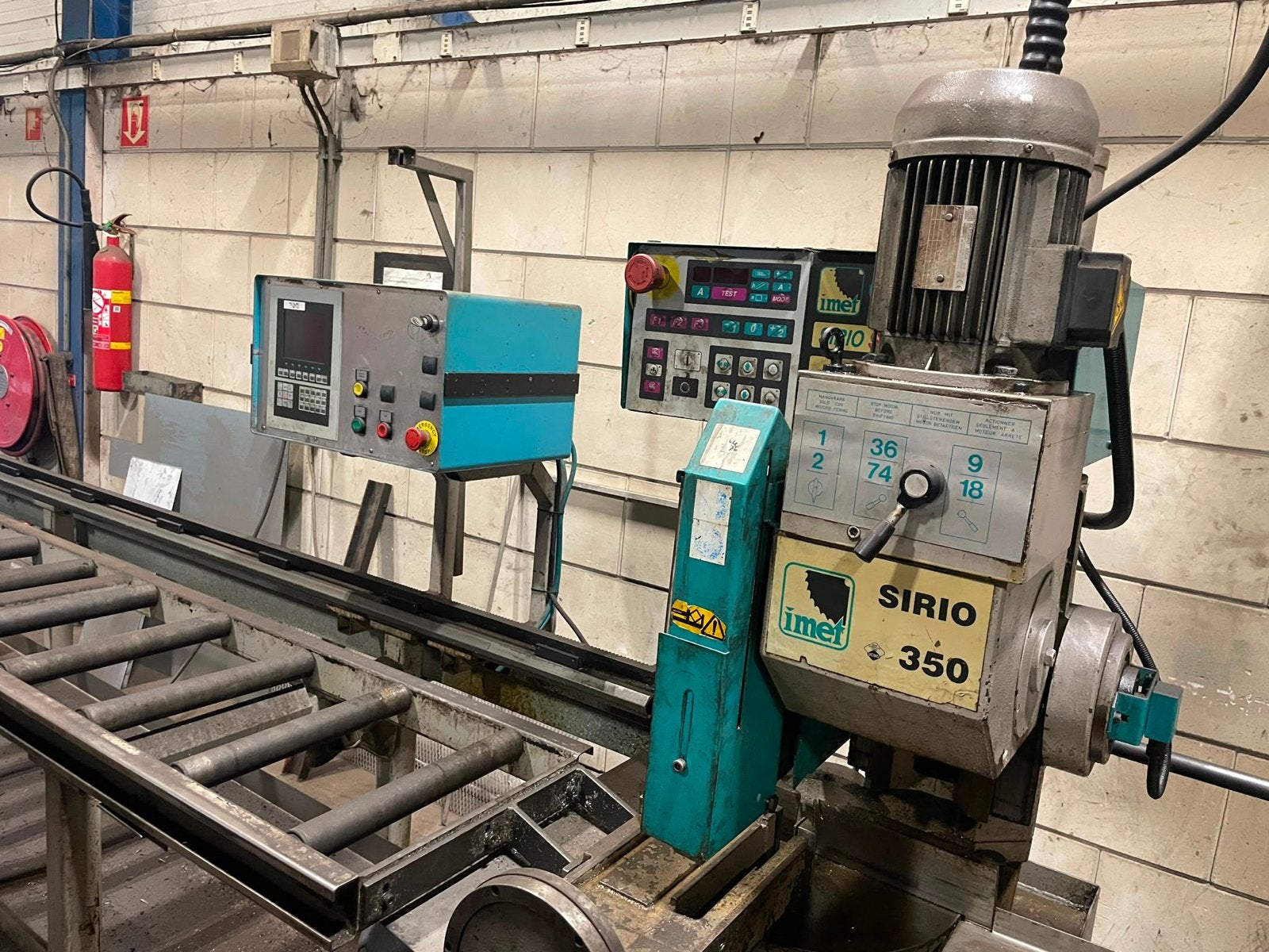 Imet Sirio 350 SH-E Zaagmachine met Rollenbaan, Ophalen