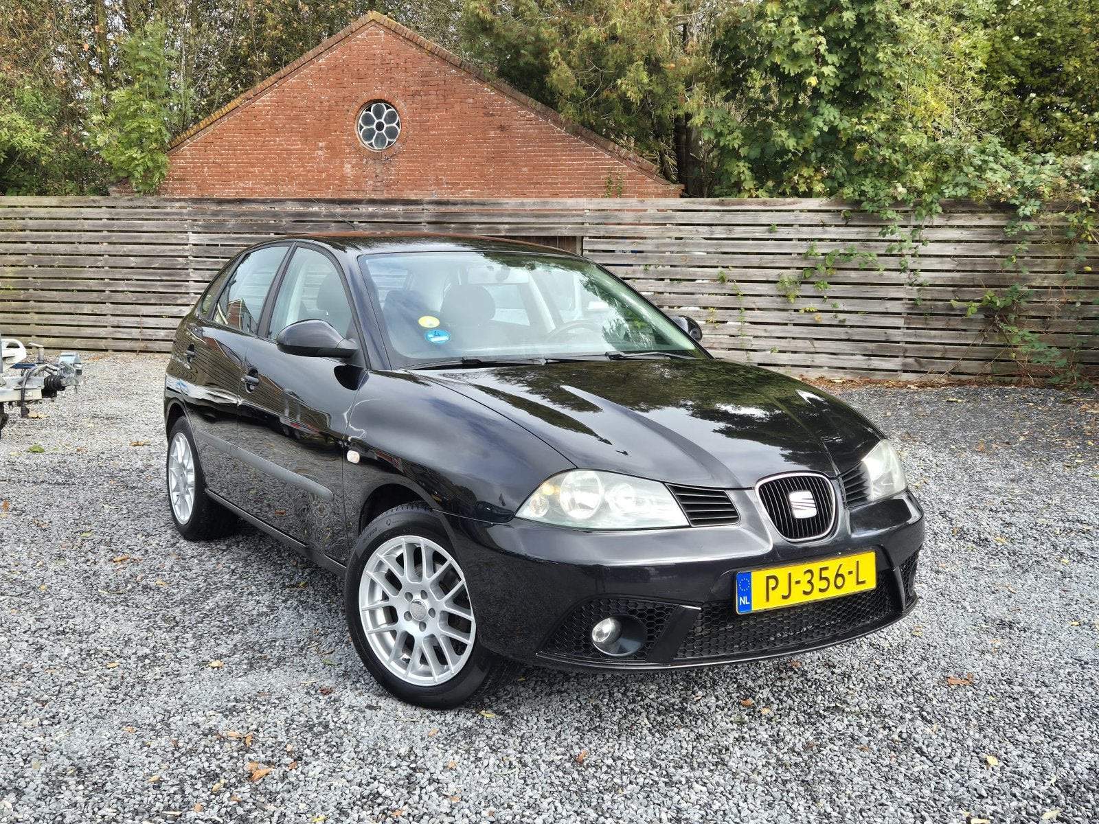 Seat Ibiza 1.4 5 DRS 2007 Zwart LUXE PAKKET / CLIMA / CUISE!, Auto's, Voorwielaandrijving, Dealer onderhouden, 40 €/maand, Bedrijf