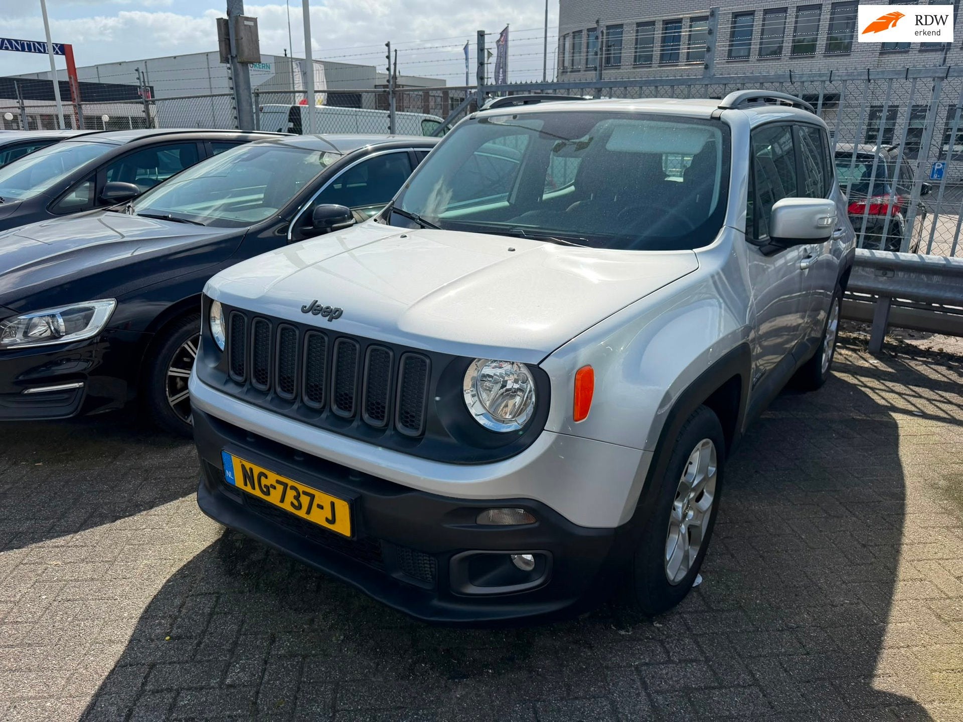 Jeep Renegade 1.4 MultiAir Longitude, Auto's, Jeep, Voorwielaandrijving, Gebruikt, 4 cilinders, Startonderbreker