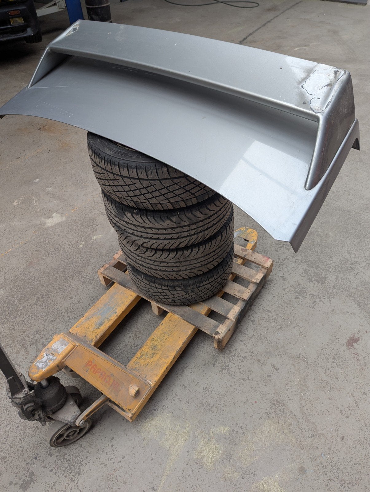 BMW M3 E30 Originele Achterklep met Spoiler, Auto-onderdelen, Ophalen, Gebruikt, Achterklep, Achter