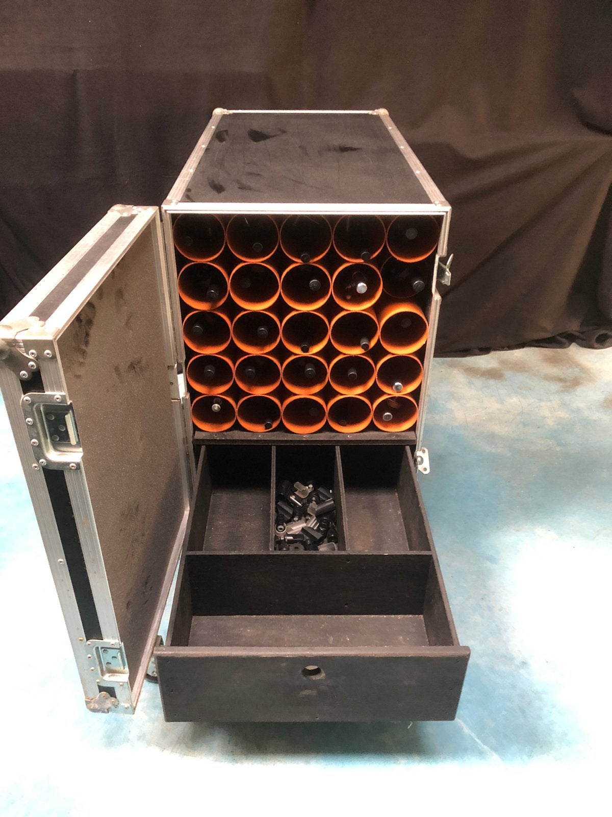 Microstatieven case met 25 microstatieven, Muziek en Instrumenten, Ophalen, Zo goed als nieuw, Overige instrumenten, Flightcase