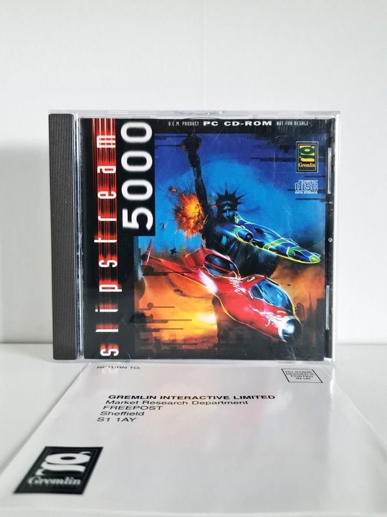 Slipstream 5000 - PC cd-rom & reg card, 1 speler, Racen en Vliegen, Ophalen of Verzenden, Zo goed als nieuw