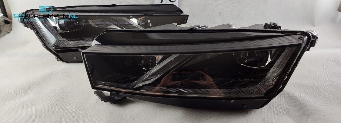 (J3) Skoda Octavia 4 NX Full Led koplamp links rechts