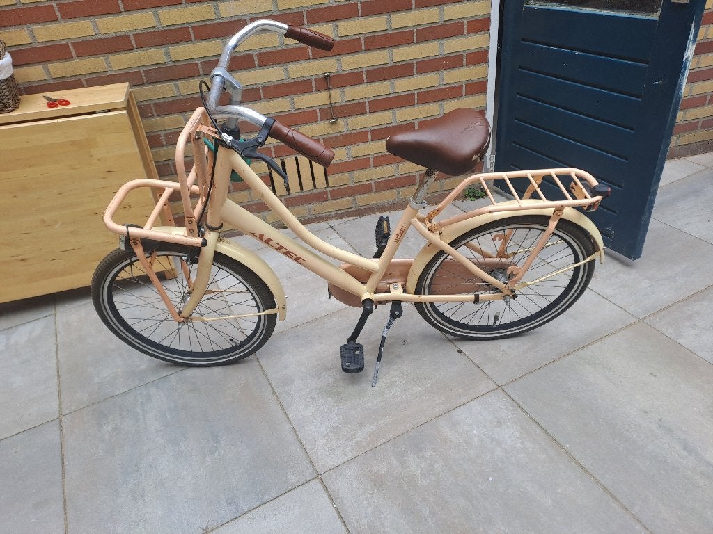 Meisjes fiets 22 inch, Fietsen en Brommers, Fietsen | Meisjes, Ophalen, Terugtraprem, Gebruikt, Altec