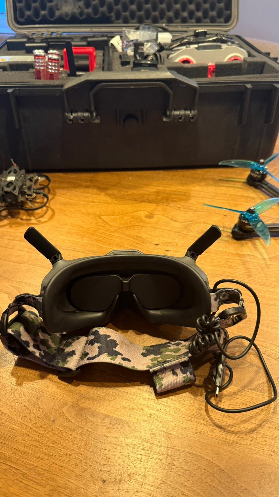 Foto 12 van Complete Drone set met 3 drones(Avata3.5,VaporD5&Pavo Femto)