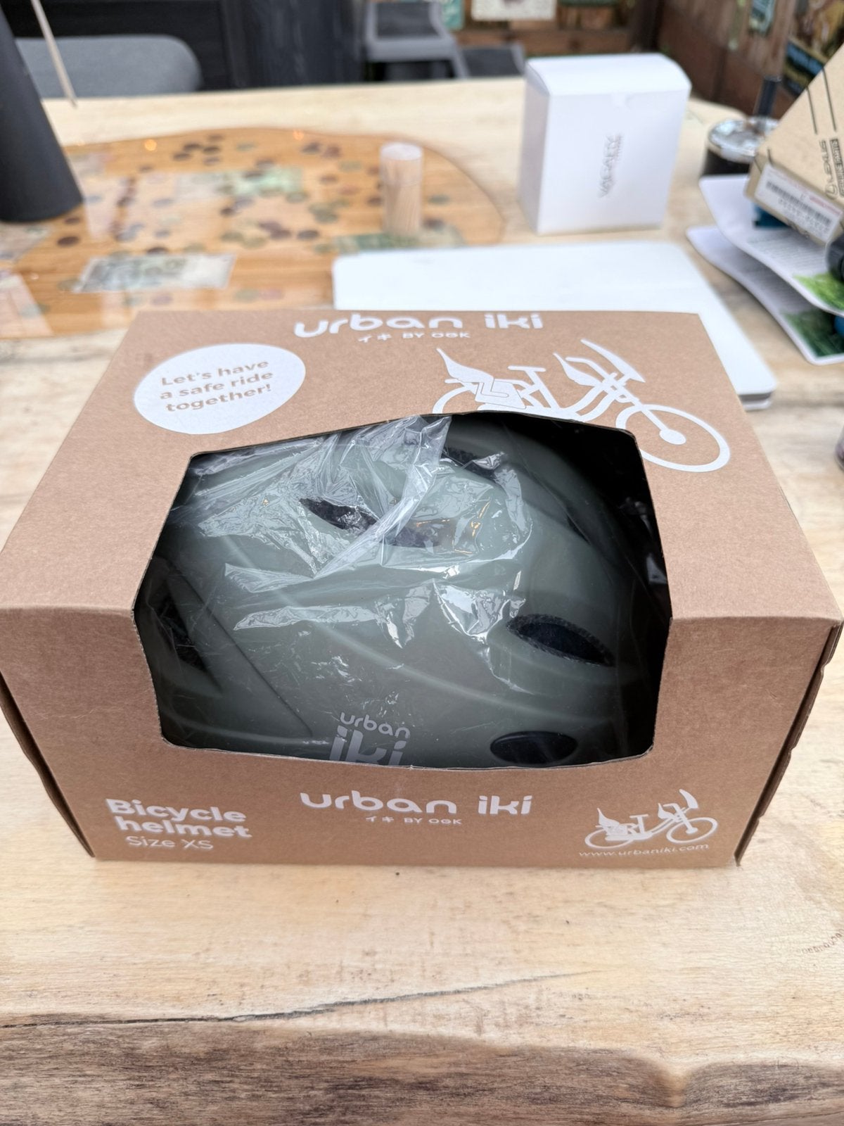 Nieuwe fietshelm, Fietsen en Brommers, Fietsaccessoires | Fietshelmen, Ophalen of Verzenden, Nieuw, XS, Jongen