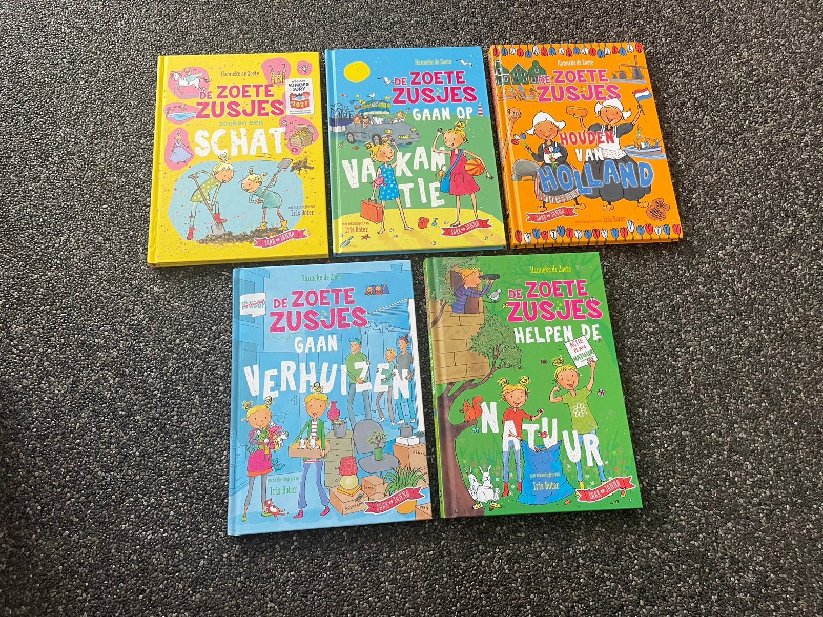 5 boeken van de zoete zusjes Hanneke de Zoete, Boeken, Ophalen of Verzenden, Zo goed als nieuw, Fictie algemeen