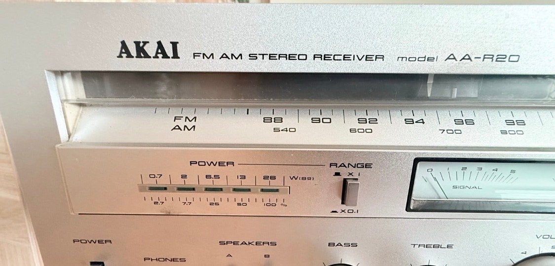 Akai AA-R20 FM AM Stereo Receiver - Audio, Overige merken, Gebruikt, Ophalen of Verzenden, Minder dan 60 watt
