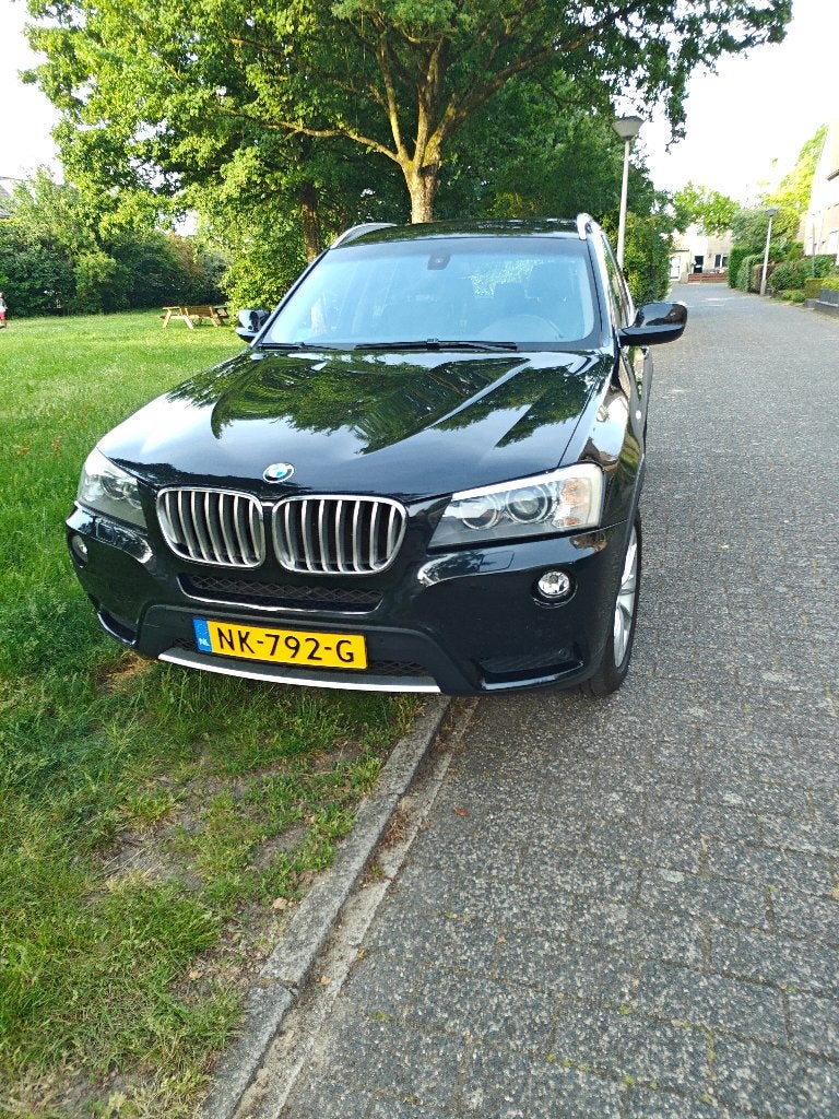 BMW X3 Xdrive 28i 258pk Aut. 2011 Zwart Youngtimer, Auto's, BMW, Particulier, X3, 360° camera, 4x4, ABS, Achteruitrijcamera, Adaptieve lichten