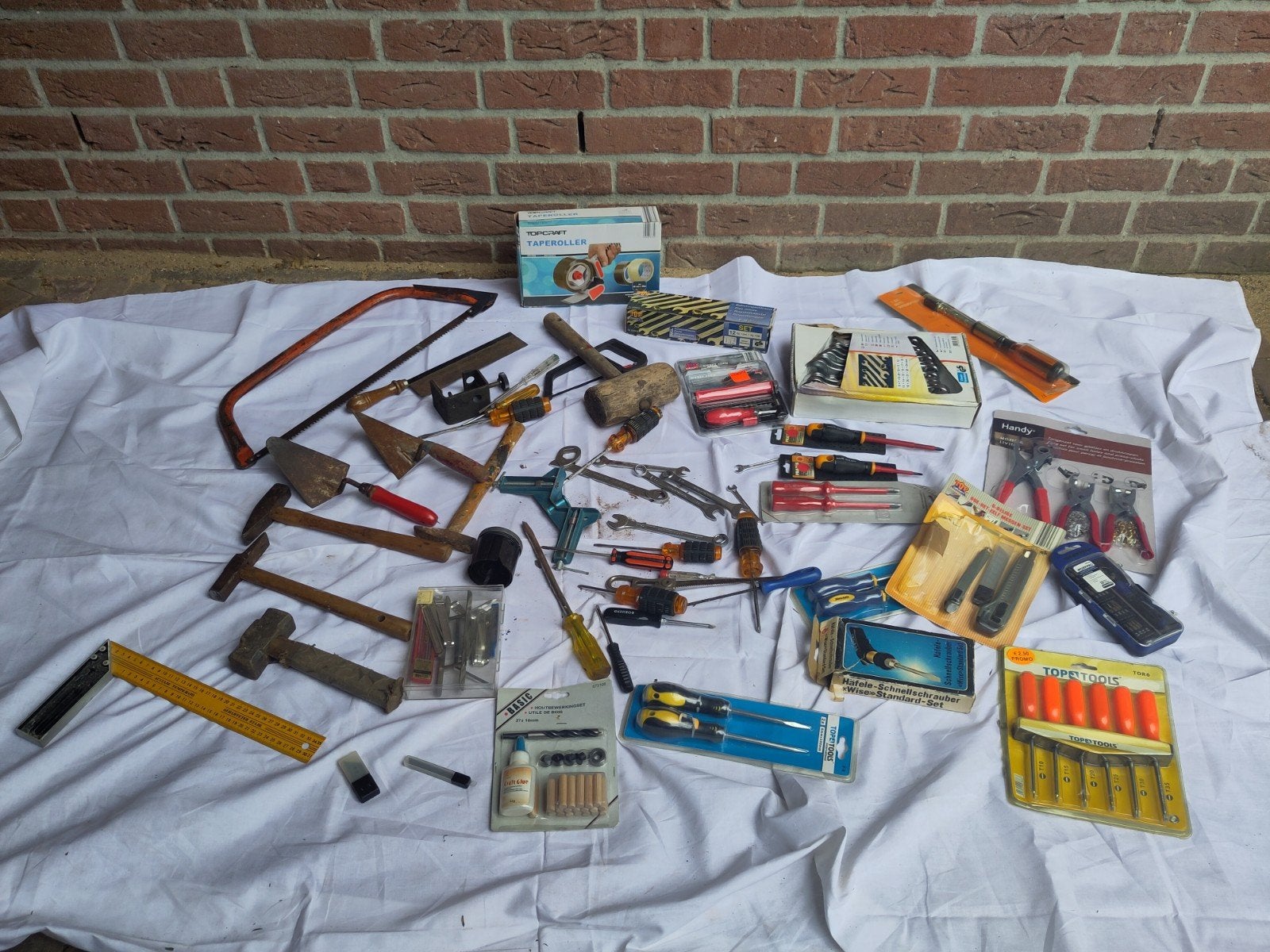 Rommelmarkt 1 doos gereedschap Eur 20,-, Ophalen, Gebruikt