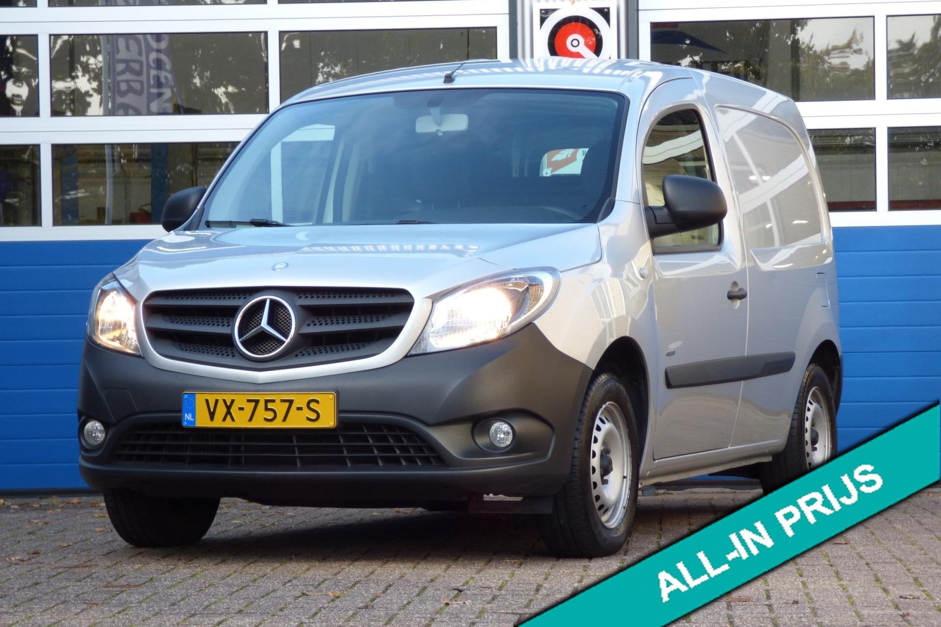 Mercedes-Benz Citan 112 BlueEFFICIENCY, Auto's, Bestelauto's, Voorwielaandrijving, Gebruikt, Bedrijf, Handgeschakeld