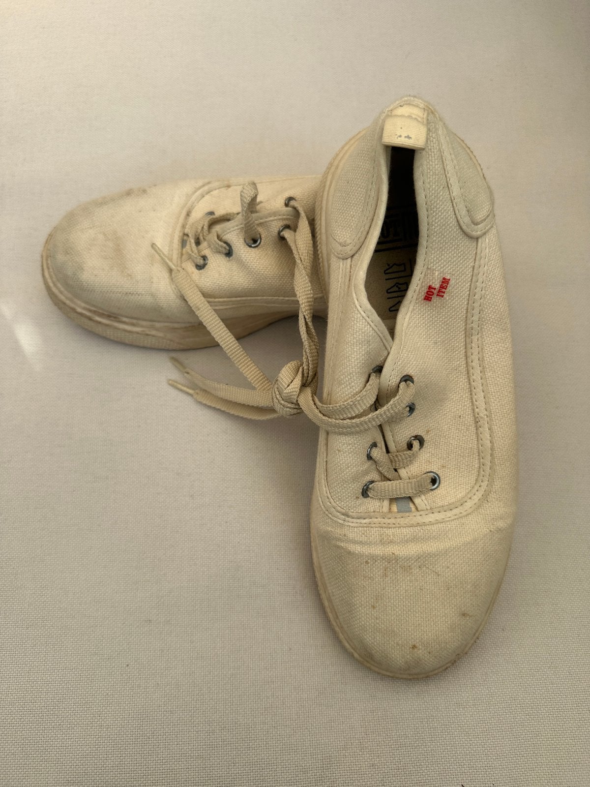 Schoenen maat 39, Ophalen, Beige, Sneakers of Gympen, Gedragen