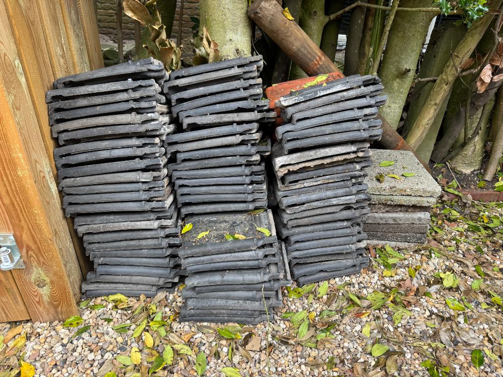 JD Made in Holland gebruikte dakpannen +/- 120 stuks, Ophalen, Gebruikt, Steen of Klei, Zwart