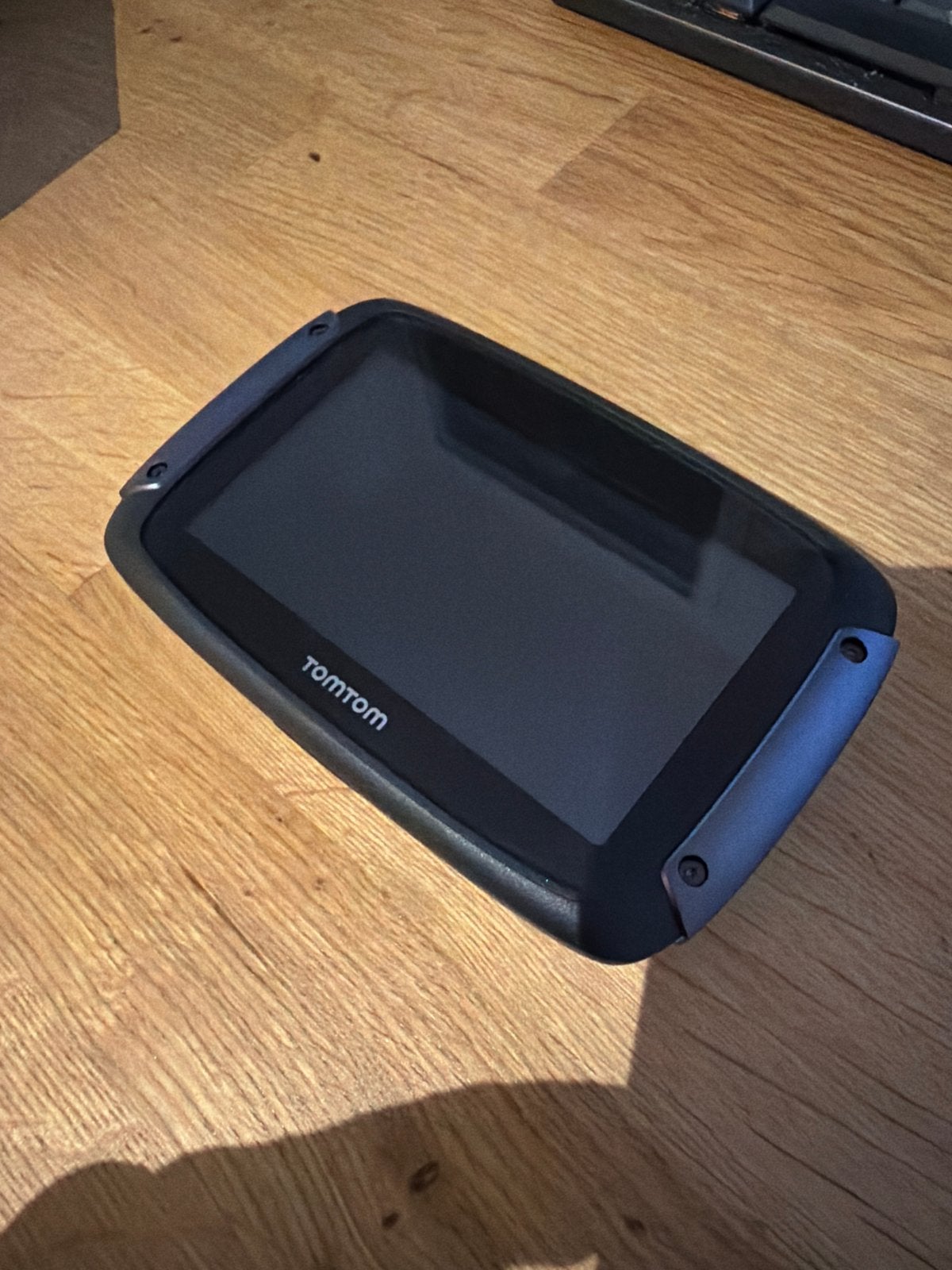 TomTom Rider 500 met Bluetooth, Wifi en beschermhoes, Motoren, Ophalen of Verzenden, Zo goed als nieuw