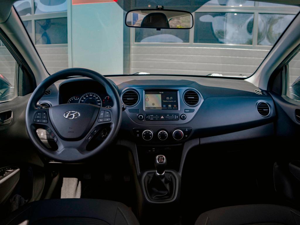Hyundai I10 1.0i Comfort, Voorwielaandrijving, Stof, Gebruikt, Met garantie (alle)