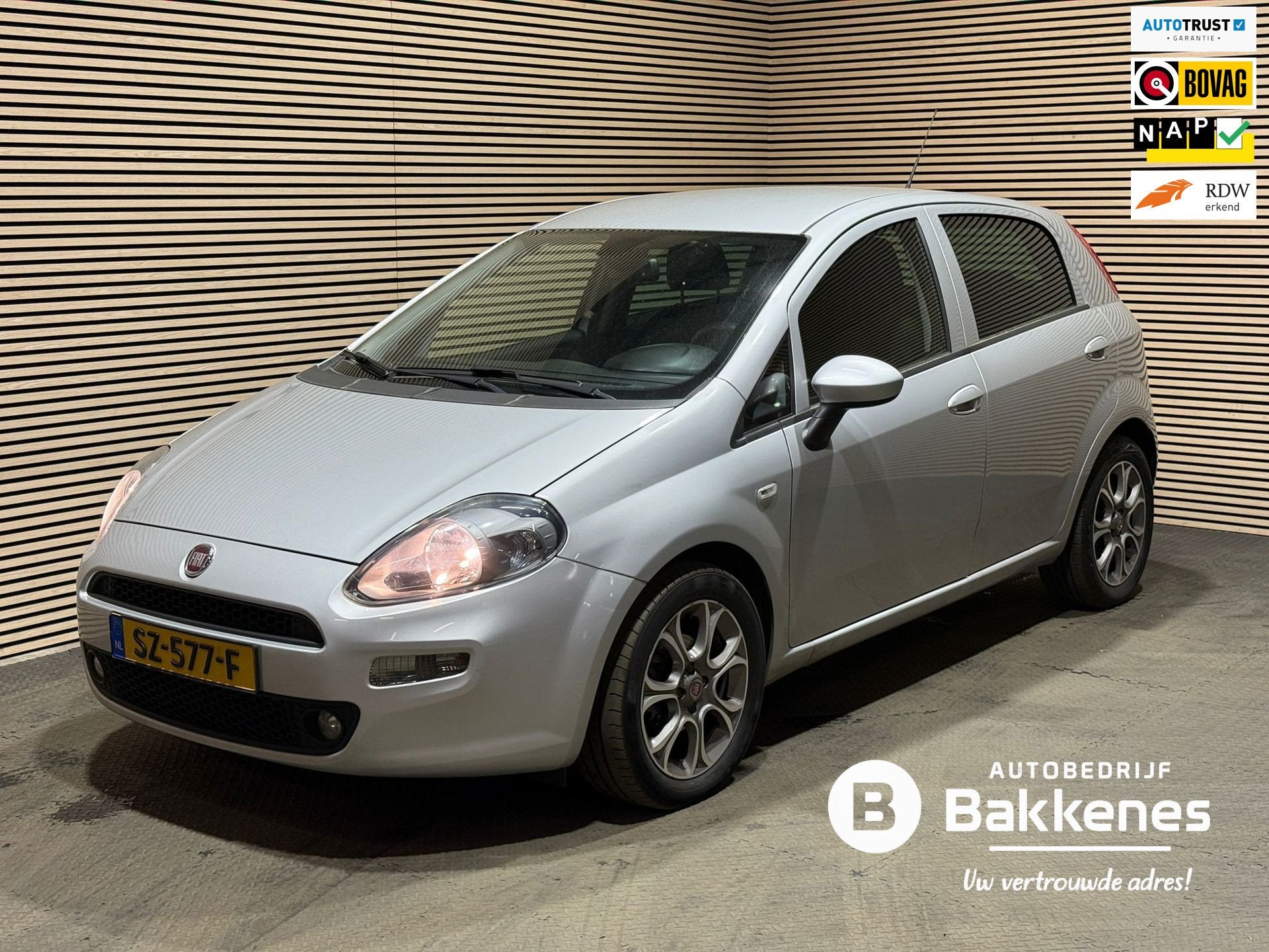 Fiat Punto Evo 0.9 TwinAir Sempre | 1e eig | Airco | Cruise, Voorwielaandrijving, Stof, Gebruikt, Euro 6