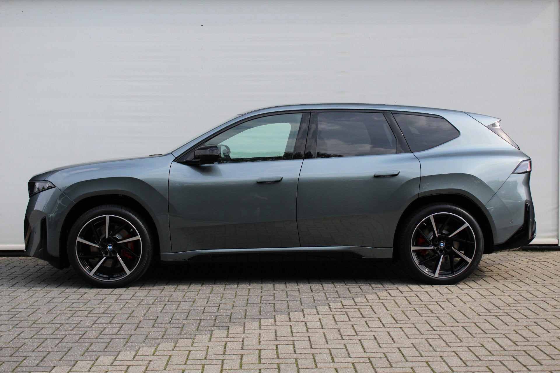 BMW iX3 40 eDrive M Sport / Panoramadak / Multifunctionele S, Auto's, Automaat, Dealer onderhouden, Achterwielaandrijving, Zwart