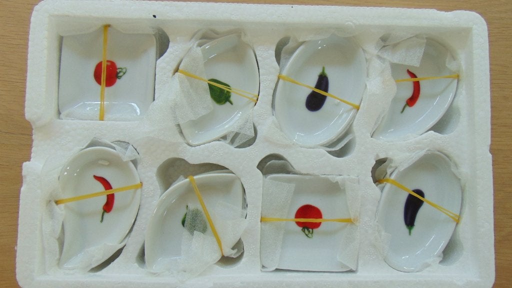 Set van 24 porseleinen schaaltjes met groenten decoratie, Overige merken, Nieuw, Ophalen of Verzenden, Schaal of Schalen