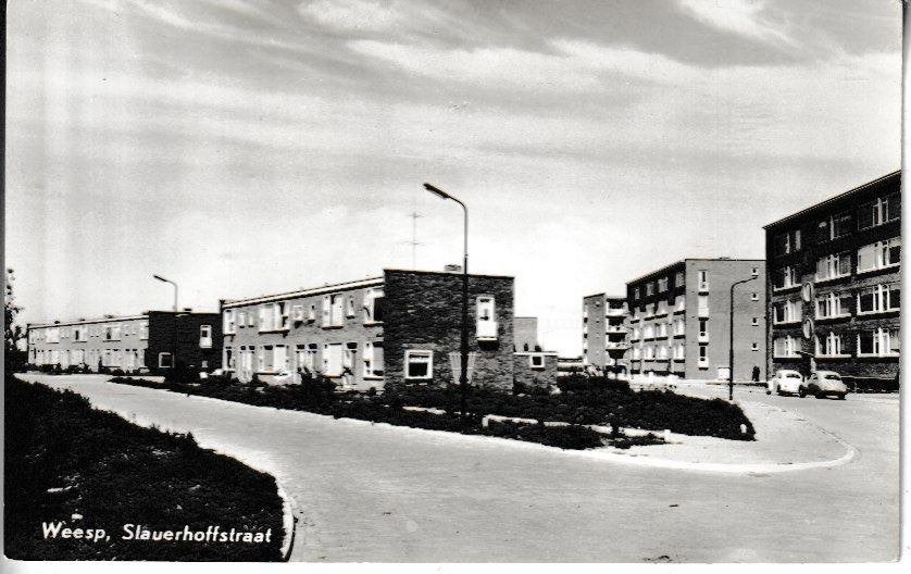 WEESP - ZAUERHOFFSTRAAT, Verzamelen, Ansichtkaarten | Nederland, Ophalen of Verzenden, Ongelopen, Noord-Holland