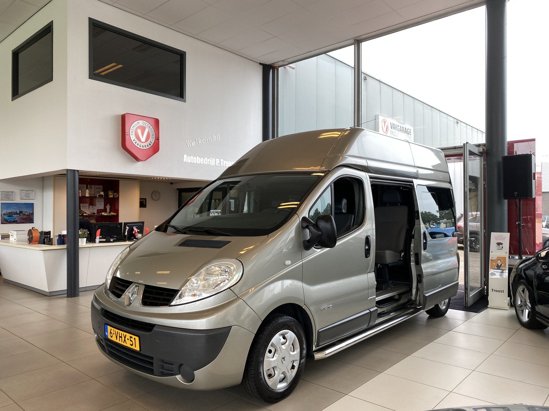 Renault Trafic 2.0 dCi T29 L2H2NL Auto,NAP Oke,Rolstoelauto, Auto's, Voorwielaandrijving, 12 maanden, Stof, 4 cilinders