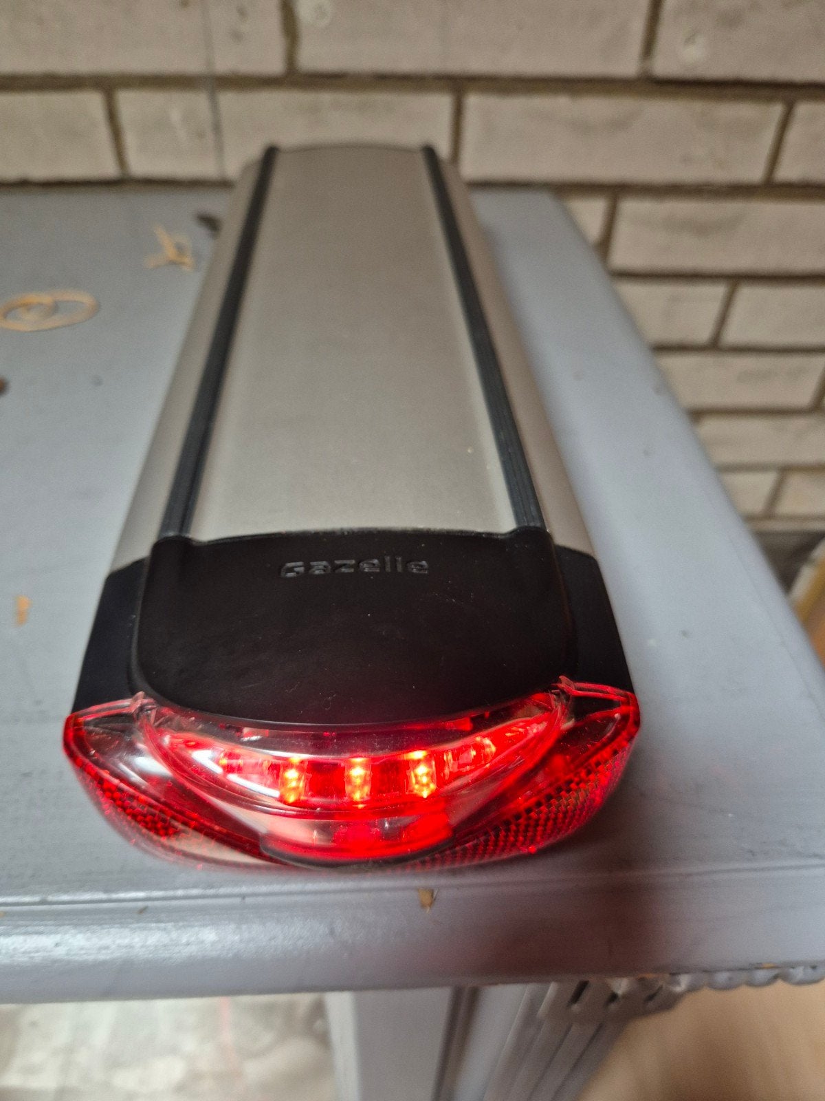 Gazelle Accu en Oplader, Ophalen, Zo goed als nieuw