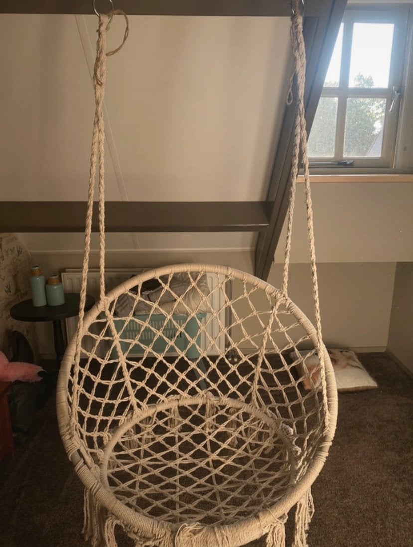 Hangstoel Macramé met ijzeren ketting/haken, Ophalen, Wit, Zo goed als nieuw, Metaal