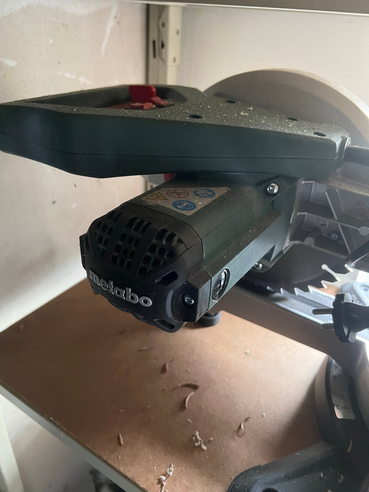 Metabo Afkortzaag - Gebruikt maar in goede staat, Doe-het-zelf en Verbouw, Gereedschap | Zaagmachines, Ophalen, Gebruikt, 70 mm of meer