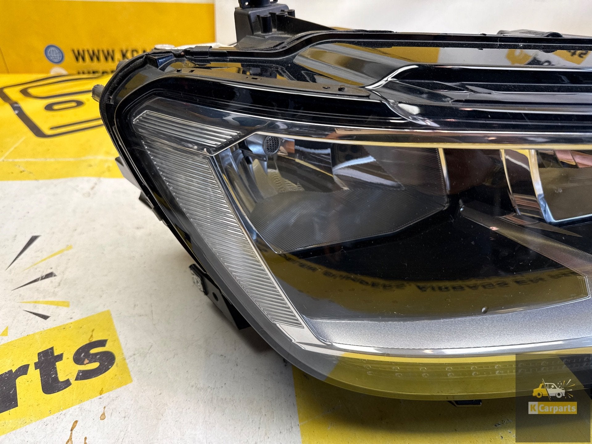 Volkswagen VW Tiguan halogeen rechts Koplamp 5NB941006B, Gebruikt, Volkswagen, Volkswagen AG, Berliner Ring 2
38440  Wolfsburg, DE