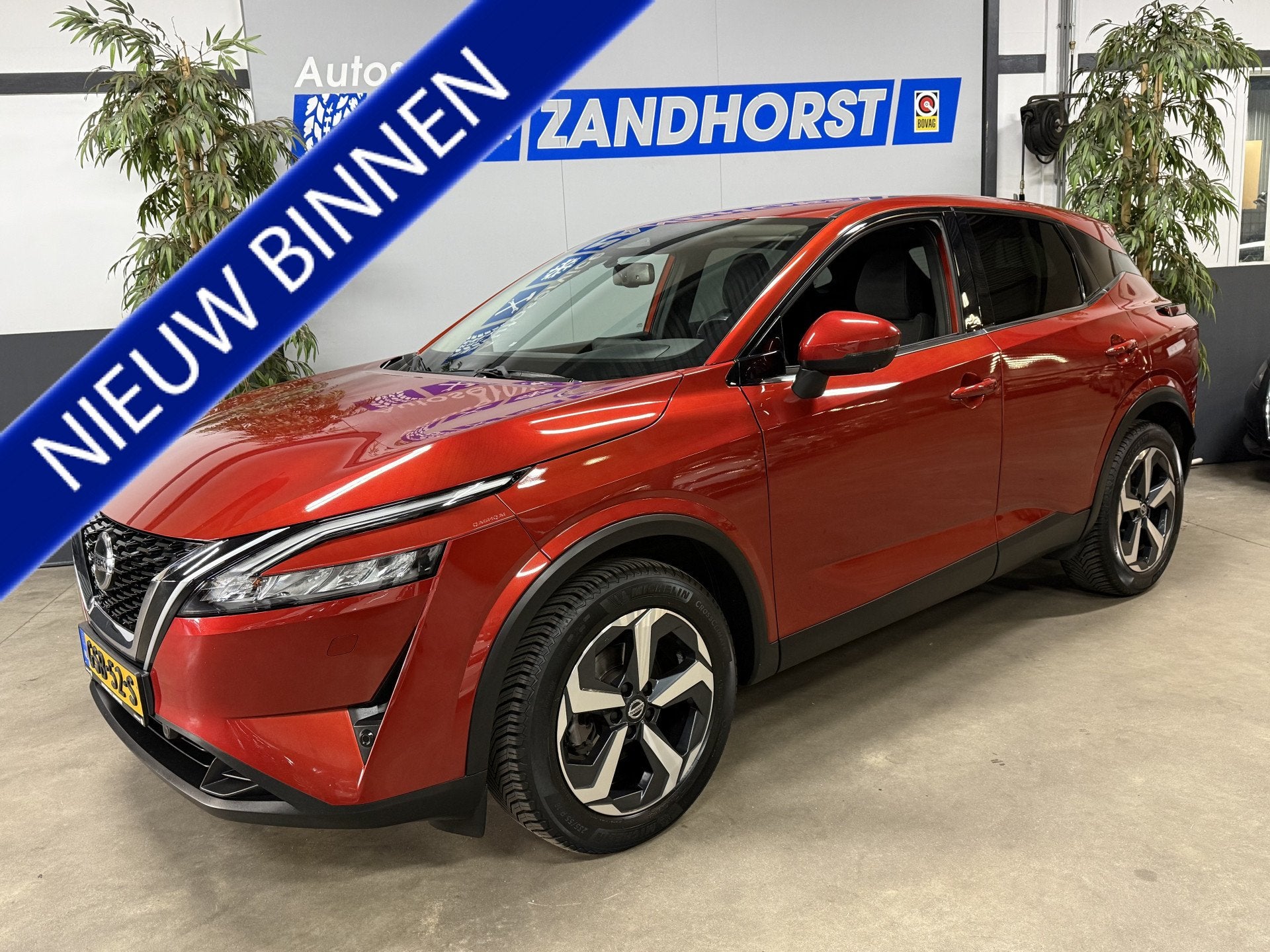 Nissan QASHQAI 1.3 MHEV Xtronic N-Connecta // Camera // Auto, Auto's, Stof, Euro 6, Verwarmde buitenspiegels, Bedrijf