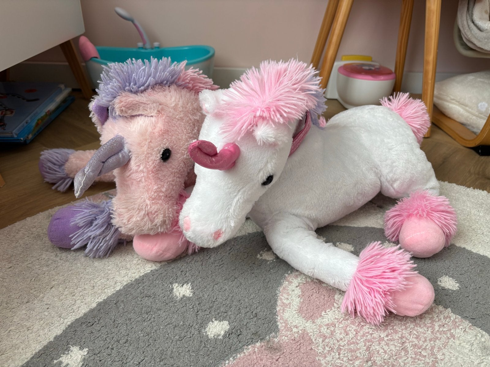 2 Grote Unicorn Knuffels - Wit en Roze, Kinderen en Baby's, Speelgoed | Knuffels en Pluche, Ophalen, Gebruikt, Eenhoorn, Middelgroot (20 tot 80 cm)