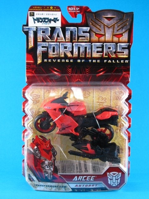 Transformers Takara ROTF Arcee MOMC, Verzamelen, Overige generaties, Ophalen of Verzenden, Nieuw, Autobots